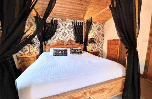 Lomond 2 with Private Hot Tub - Fife - Loch Leven - Lomond Hills - Photo 11