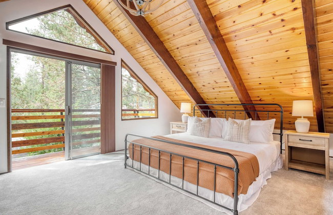 3mins to Lake, 5mins to Skiing Updated 4bdr Cabin Avalon Pines by Avantstay - Photo 19