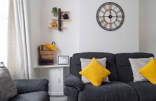 Newly Renovated 4BR House with lots of amenities - Foto 13