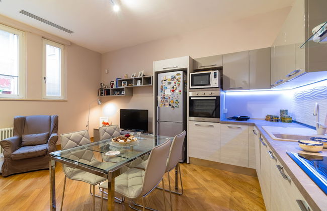 Elegant Flat at Municipio by Napoliapartments - Foto 9