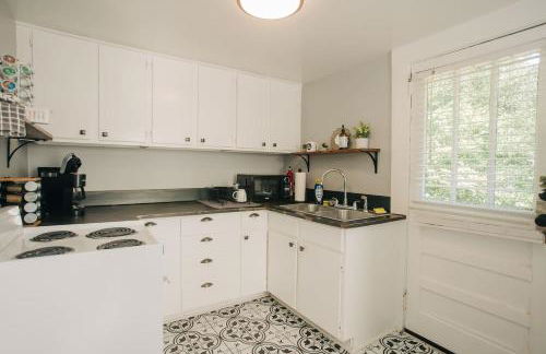 Modern 1BR Near Downtown & Augusta National - Foto 9