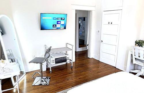 White Magnolia - Bakery Treats, Walk to Beach, Strand, Cruise, Pleasure Pier - Foto 22