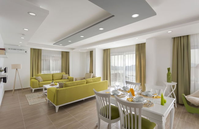 Kybele Suits - Photo 30