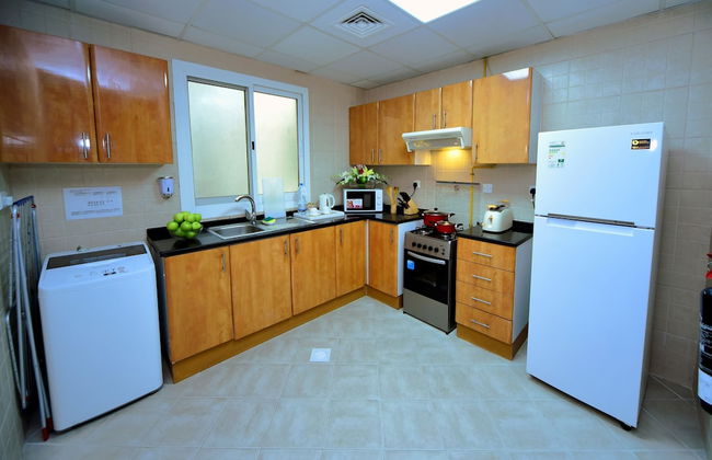 Emirates Stars Hotel Apartments Dubai - Photo 27