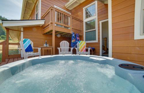 Inviting Manchester Home with Hot Tub Near Beach! - Foto 25