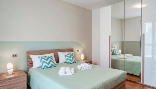 Casa Maria - trilocale con patio, garage e WiFi - Foto 3, wardrobe