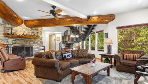 The Fairway Hideaway by AvantStay Game Room Outdoor Dining Near Lake Arrowhead - Foto 5, Other