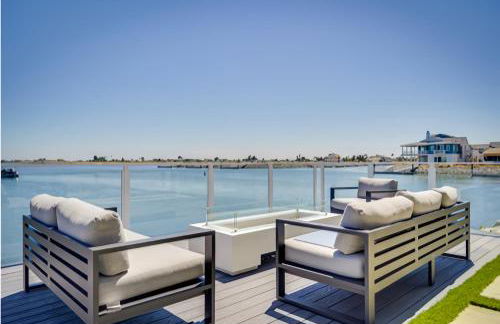 Waterfront Resort Style Villa - 5 min to fastwater - Foto 11