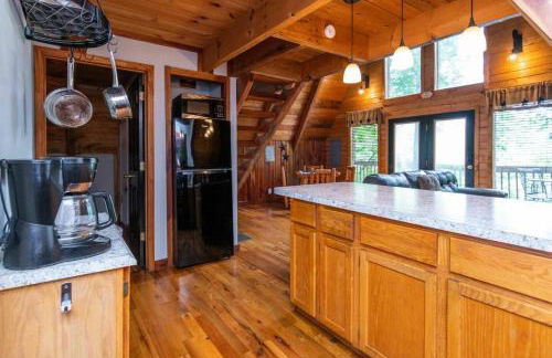 Hot Tub - Haven at the Red - Red River Gorge KY - Foto 21