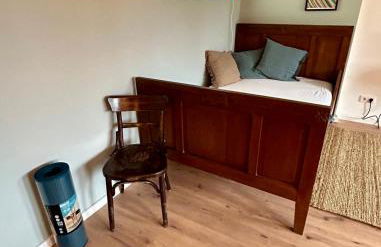 FeelsLikeHome - Urbane Altbauwohnung mit Dachterasse& Parkplatz - Foto 19