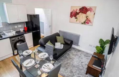 Family-Friendly Two-Bedroom Apartment near Manchester City Stadium - Foto 1