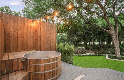 Full Duplex ATX Modern Creekside Retreat 2 Pools - Foto 64