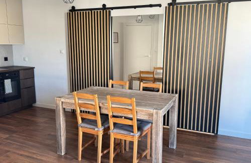 Uroczy apartament z dostępnym parkingiem i ogrodem - Foto 8