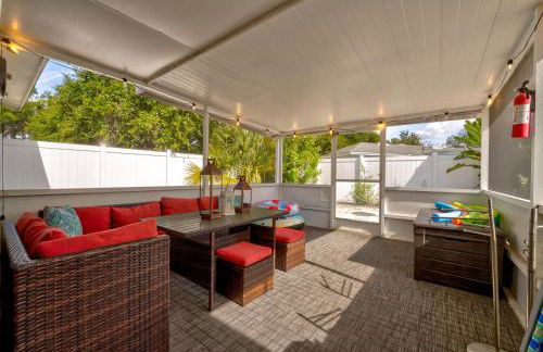 Spacious Casselberry House with Backyard Pool - Photo 4