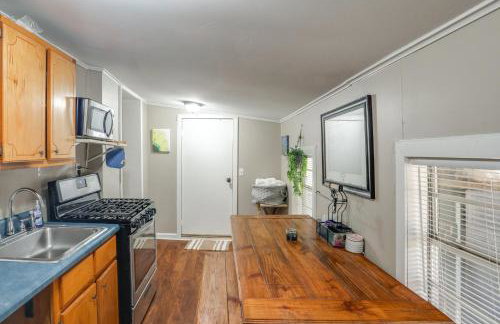 5 Mi to Sardis Lake! Relaxed Stay Near Outdoor Fun - Foto 2