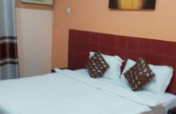 Aston Hotel Suites - Foto 3