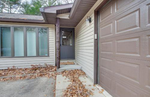 Versatile Castle Rock Lake Home with Fire Pit! - Foto 30