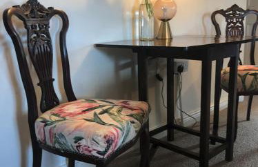 The Pink Cottage upstairs suite & Garden Summer Room - Foto 21