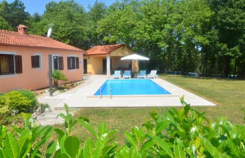 Villa Fragola - Holiday house with large garden - Photo 3