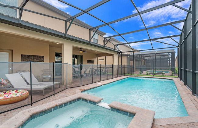 8 Bed 6 Ba Villa with Games, Pool & Spa - Foto 19