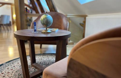 La Luna Royal Deluxe Luxury House with Pool & Jacuzzi, Bikes and Secured Parking - Photo 12