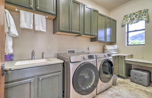 Pool and Spa! Phoenix Mansion Near Spring Training - Foto 31