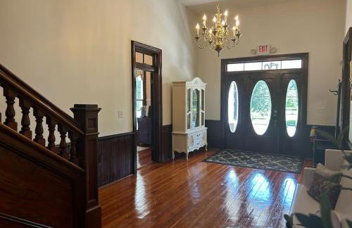 Victorian mini mansion near Lake Greenwood - Foto 20