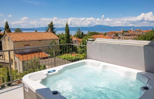 Beautiful Apartment In Omisalj - Foto 2