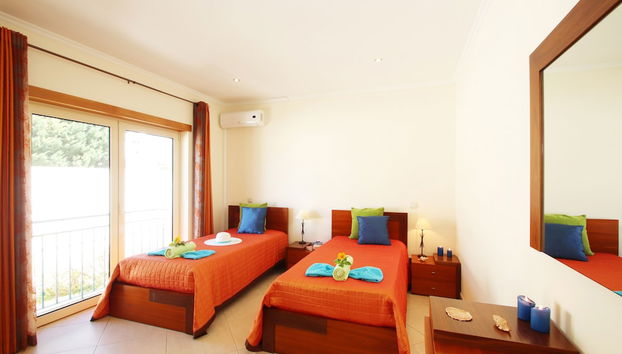 Villa Pauline by Algarve Vacation - Foto 3, Habitación