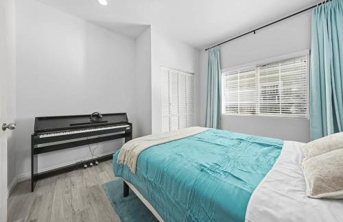 Great Location Oasis w Huge Backyard Near DTLA ,USC ,Ktown - Foto 17