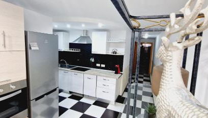 ELEGANT 3 BEDROOMS, Wifi free - Foto 2