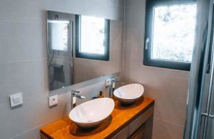 Villa Moderne avec Jacuzzi proche d'Avignon - Photo 12