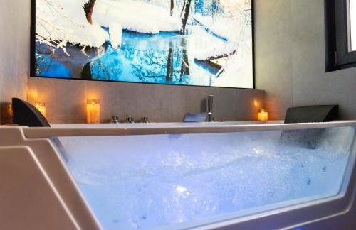 Balnéo, sauna et de nombreuses surprises - Foto 11