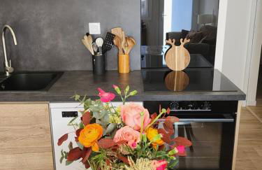 La Marmotte- Charme montagnard en centre ville et station à proximité - Foto 7