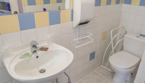 Les Meublés du Rocher - Près du parc LE PAL - Foto 5, Shower