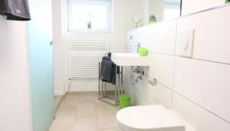 Appartement Beckedorf - NETFLIX - Klimaanlage - 2 Zimmer - Appartement mit Einbauküche und modernem Badezimmer! - Foto 4