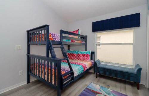 Making Dreams 4BR Family Villa with Pool and Game Room Near Disney Parks - Foto 51