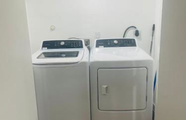 3BR Townhome 15mins from Downtown Sleeps 6 - Foto 6