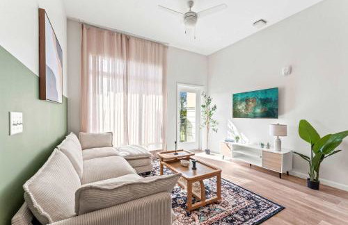 Riviere 3BR Apartment Stylish King Family Pets Friendly Pool & Gym Near Epic Universe - Foto 19