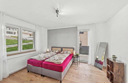 BAT Home Solutions Trierweiler - alles was ein Hotel nicht bietet - 5 Apartments 40 bis 120 qm für bis zu 29 Personen - 5-Raum-Apartment barrierefrei - 60 qm Balkon mit Blick bis Luxemburg - einzeln bis komplett buchbar - 3 Min zur A64 - Foto 65