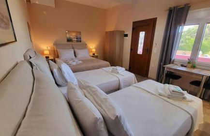 Venias Rooms - Photo 48