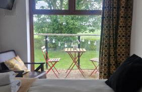 Rutland Point apartment Perfect for contractors plenty of parking - Foto 2