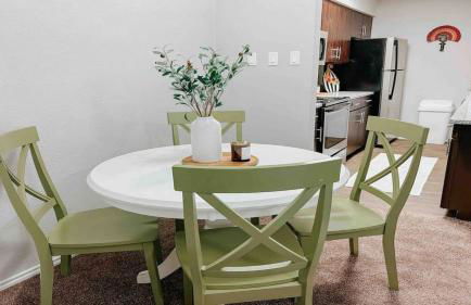 Spacious Family Value Retreat with Pool & Garage - Foto 6