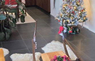 Alpen Ferienhaus mit Garten, Kamin, Spielzimmer und Bergblick - Photo 6