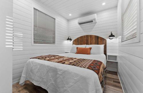 Stunning 2-Story Container Home with Rooftop Terrace - Foto 20