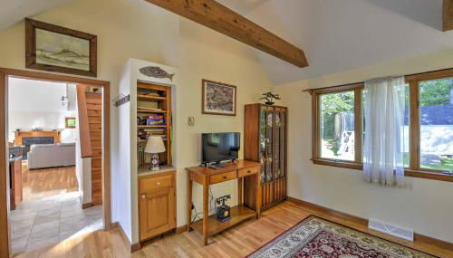 Families Welcome! East Falmouth Home 4 Mi to Beach - Foto 5