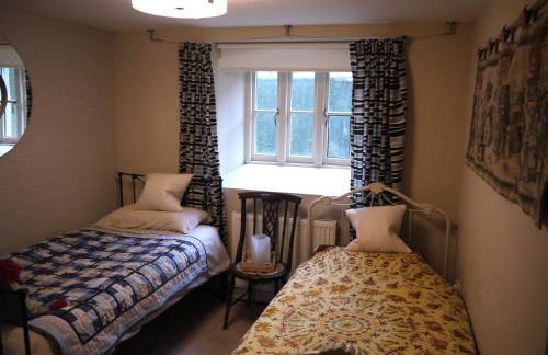 Old Brewery home with pool and gym access - Foto 27