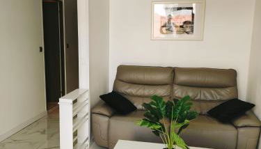 Appart 1 ch rénové avec piscine - Photo 3