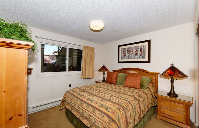 The Crestwood Condominiums - Foto 24