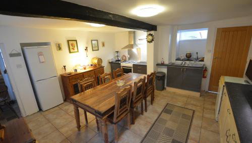 Pier Cottage - Photo 4